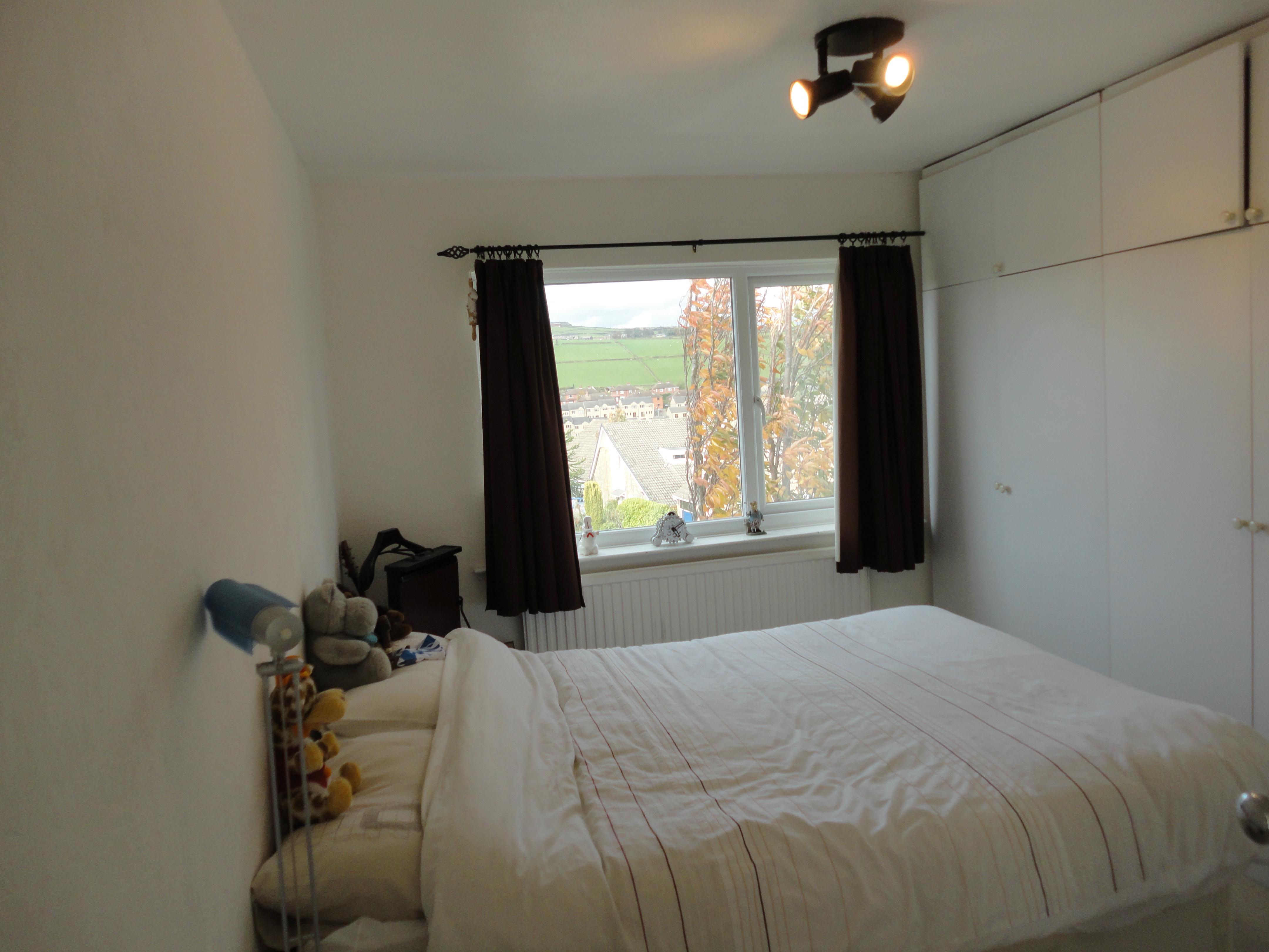 6 Laithe Avenue Bed 2.JPG